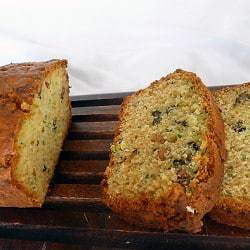 zucchini-bread-main