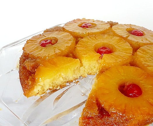 http://www.browneyedbaker.com/wp-content/uploads/2009/09/pineapple-upside-down-cake-cut.jpg