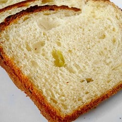 Thumbnail image for Cheddar and Chiles Bread