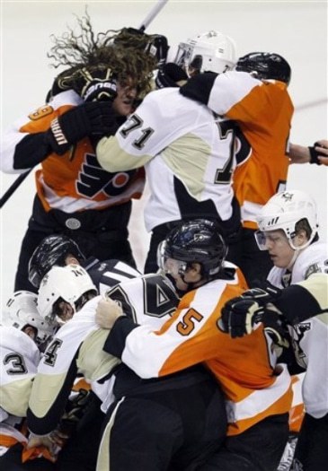 pens-flyers Typical Pens/Flyers game