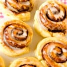 cinnamon-roll-biscuits-1-250