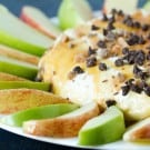 salted-caramel-apple-cheesecake-dip-1-250