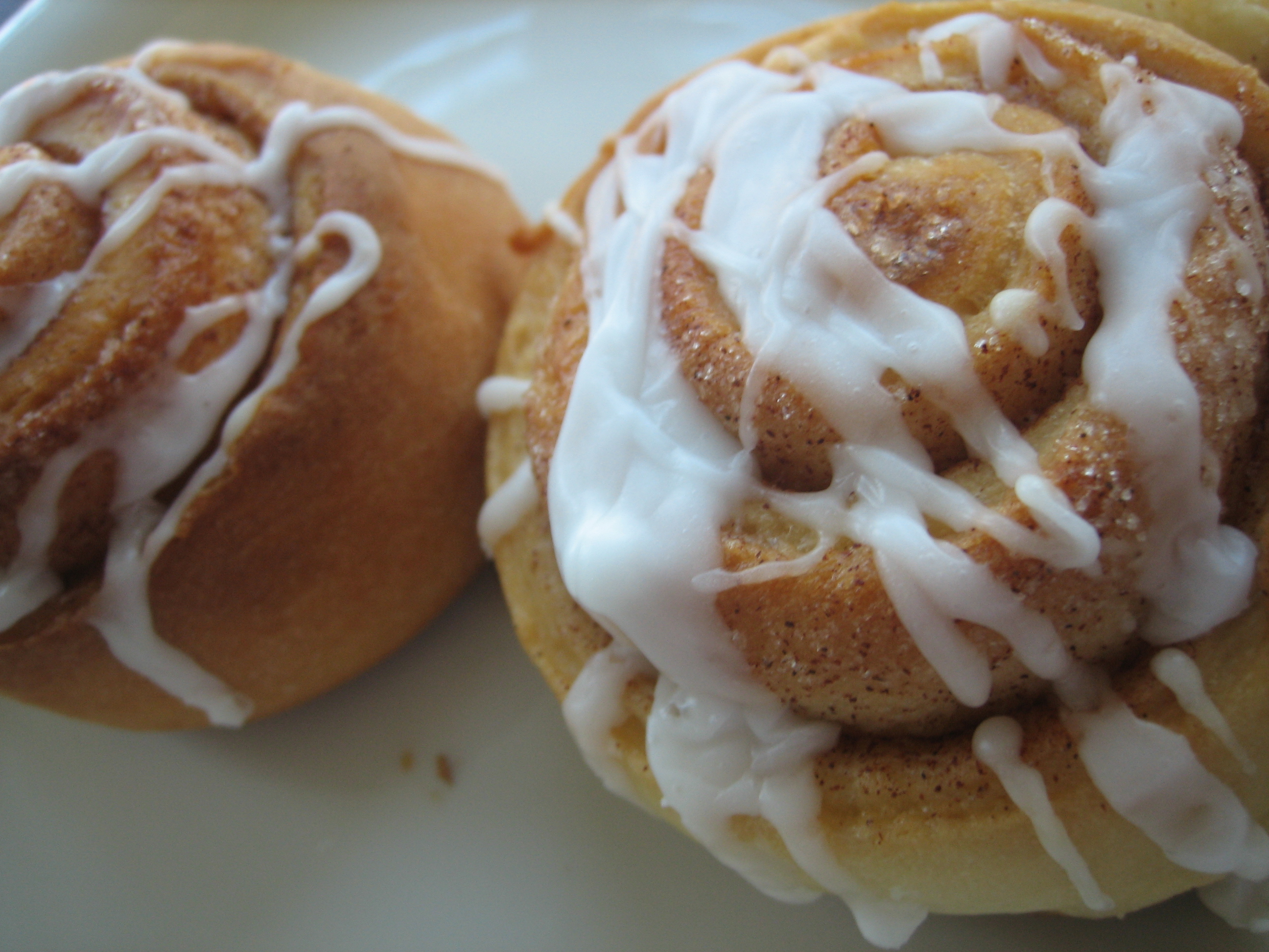 September Daring Bakers The Cinnamon Roll Brown Eyed Baker