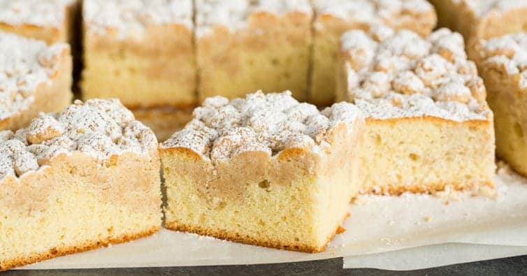 new york crumb cake