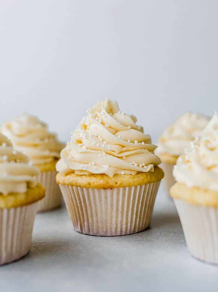 Vanilla Cupcakes with Vanilla Frosting #cupcakes