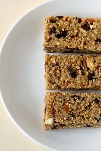 Fig, Date &amp; Almond Granola Bars | Basic Granola Bar Recipe
