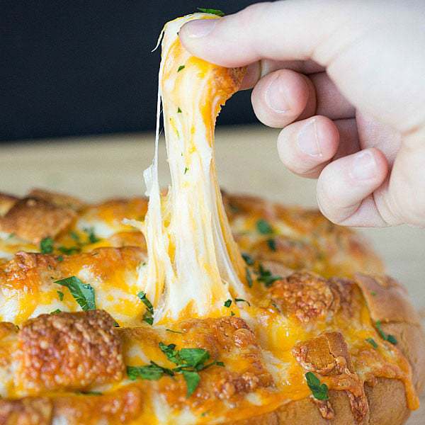 Top 10 Best Appetizer Recipes >> Cheesy Pull-Apart Bread | browneyedbaker.com