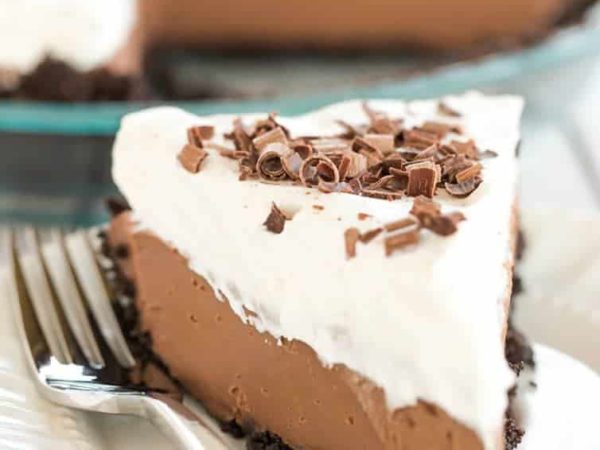 Chocolate Cream Pie - A classic (from scratch!) recipe with Oreo cookie crust, a chocolate pastry cream filling and fresh whipped cream.