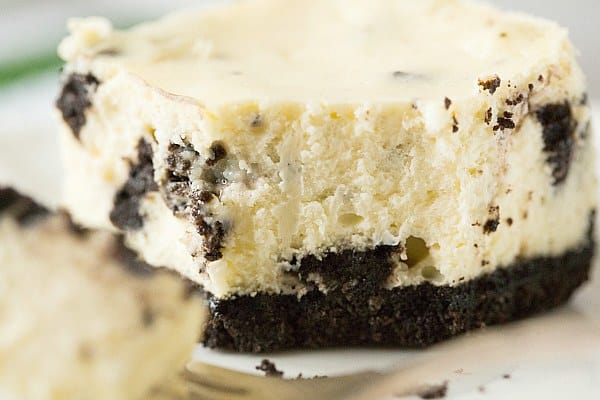 Oreo Cheesecake Bars