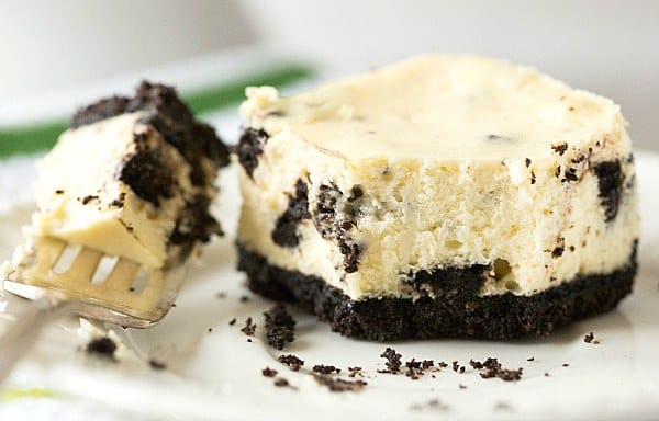 Oreo Cheesecake Bars