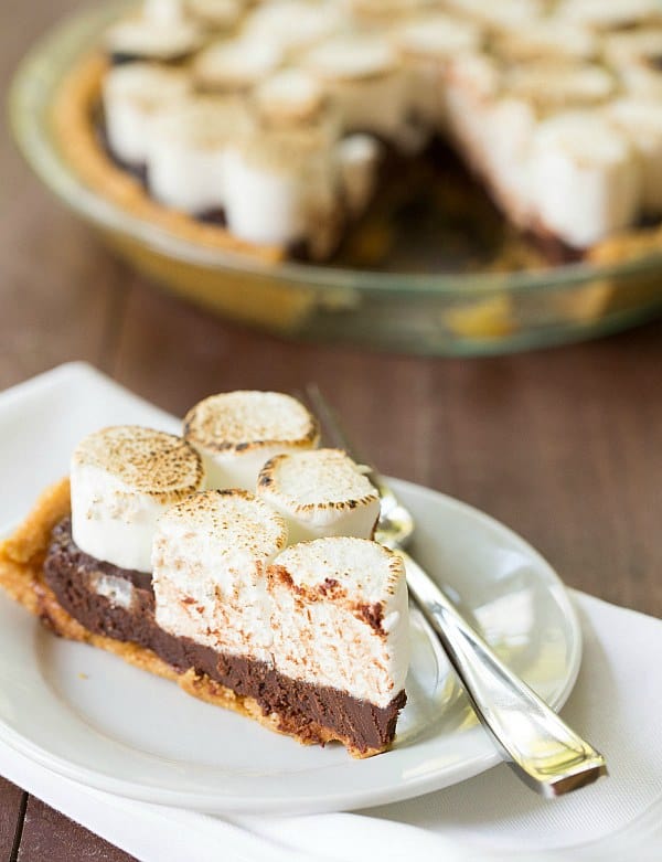 No-Bake S'mores Pie by Brown Eyed Baker :: www.browneyedbaker.com