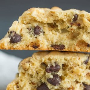 Copycat recipe for Levain bakery chocolate chip cookies
