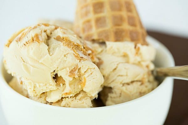 Peanut Butter Lover's Ice Cream by @browneyedbaker :: www.browneyedbaker.com