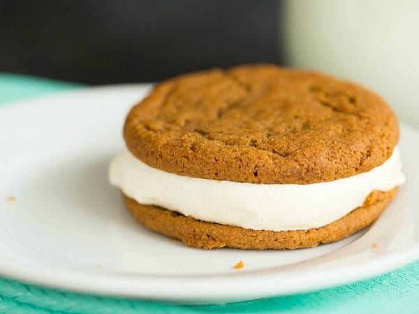 Soft and Chewy Gingersnap Cookies by @browneyedbaker :: www.browneyedbaker.com #recipe