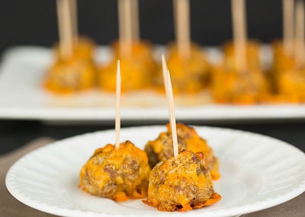 Sausage-Cheddar Bites - An easy appetizer for the #SuperBowl or any party! | browneyedbaker.com