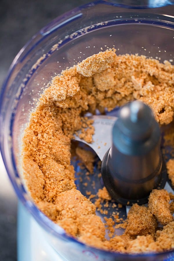 DIY: How to Make Homemade Peanut Butter - 1 ingredient and less than 10 minutes! | browneyedbaker.com