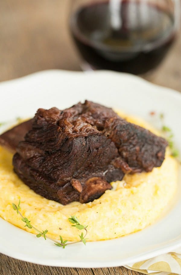 Braised Short Ribs with Cheesy Grits | browneyedbaker.com