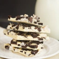 Cookies and Cream Oreo Chocolate Bark