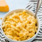 A bowl of creamy crock pot mac and cheese.