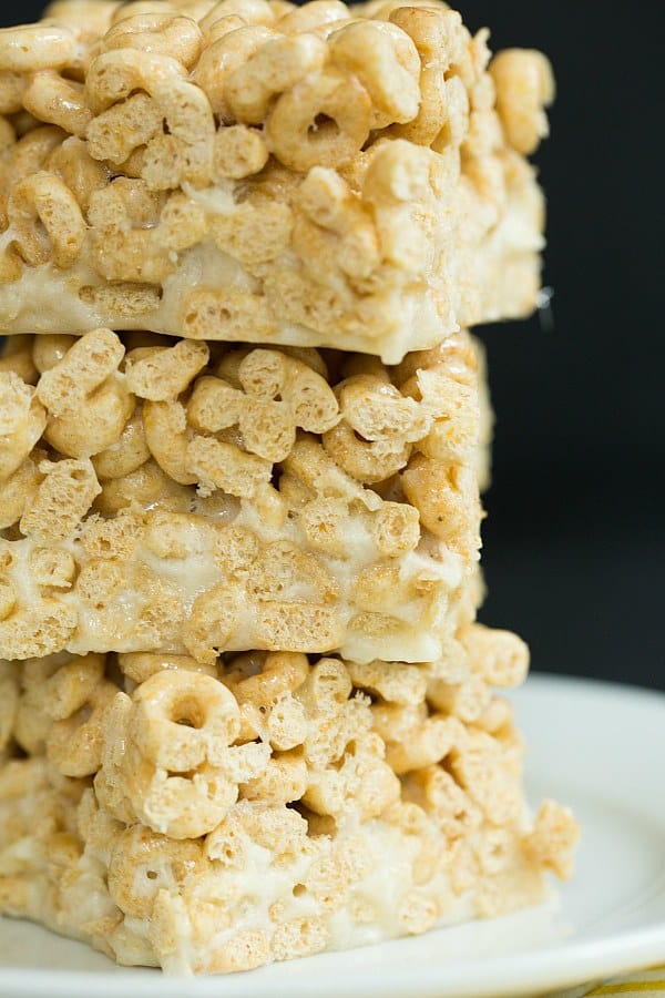 Honey Nut Cheerios & Banana Marshmallow Cereal Treats | browneyedbaker.com