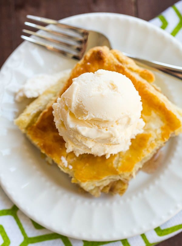 Apple Slab Pie - Perfect for serving a crowd! | browneyedbaker.com #recipe