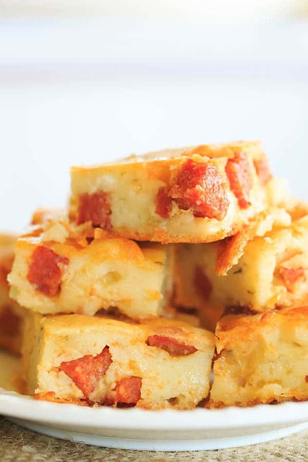 Easy Cheesy Pepperoni Bites - Perfect for holidays, parties and football-watching! | https://www.browneyedbaker.com/pepperoni-bites/