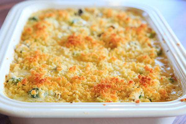 Cheesy Chicken, Broccoli & Rice Casserole - A homemade recipe for chicken, broccoli and rice casserole made completely from scratch with a cheesy cream sauce and topped with buttered breadcrumbs. | browneyedbaker.com