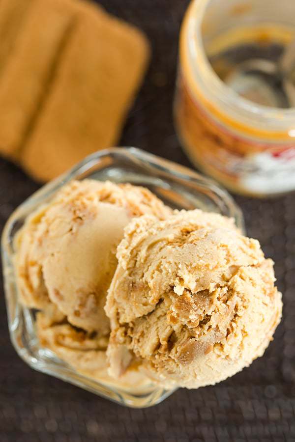 This cookie butter ice cream is a must for anyone who can't keep a spoon out of a jar of Biscoff, speculoos spread or cookie butter!