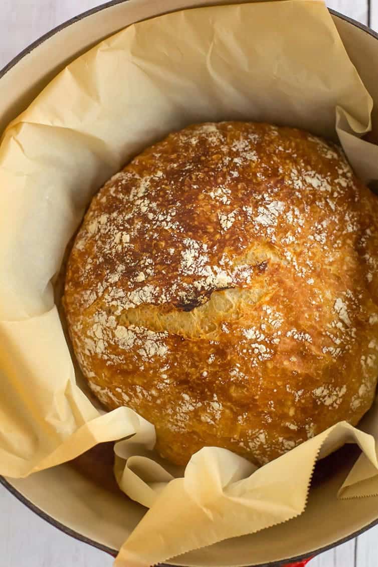 No Knead Bread - This classic recipe from Jim Lahey is easy, requires minimal handling, and is a great recipe for beginner bread bakers. 