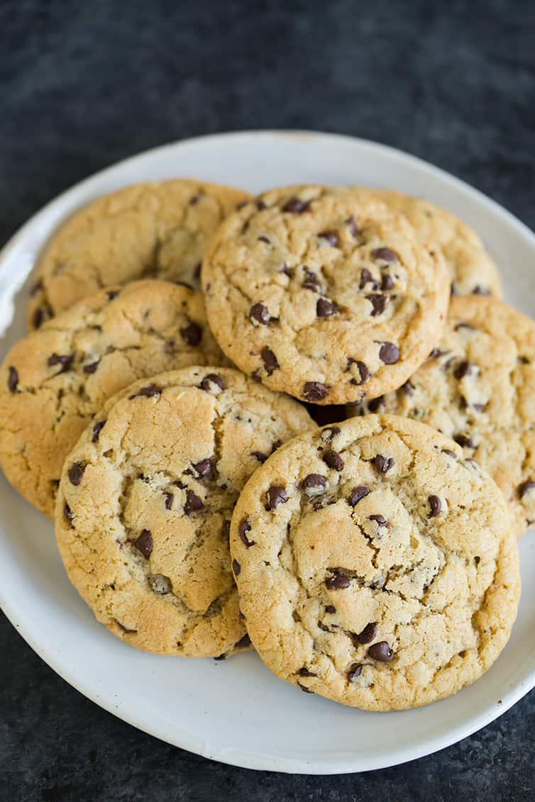 chewy chocolate chip cookies