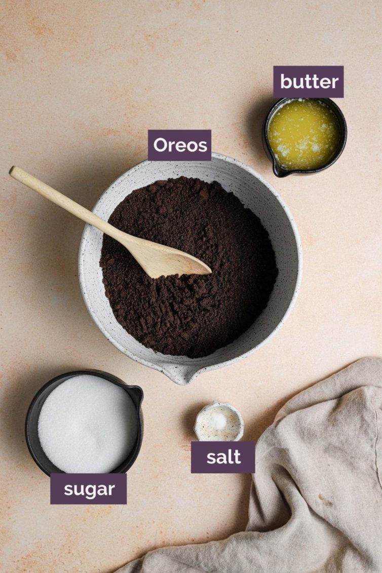 ingredients for the oreo crumb crust